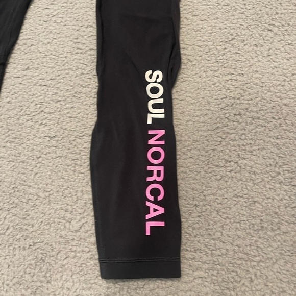Lululemon Soulcycle Align Pant 25" Size 6 Color  Black - Picture 2 of 8